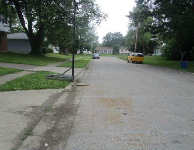 2986 Upton Road West Columbus, OH 43232 - Photo 3 of 9 Gallery Image 3