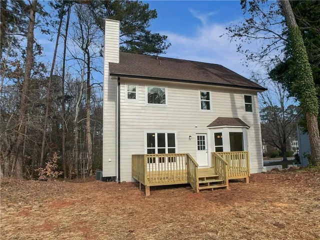 $366,000 | 2454 Jacks View Court, Snellville, GA 30078