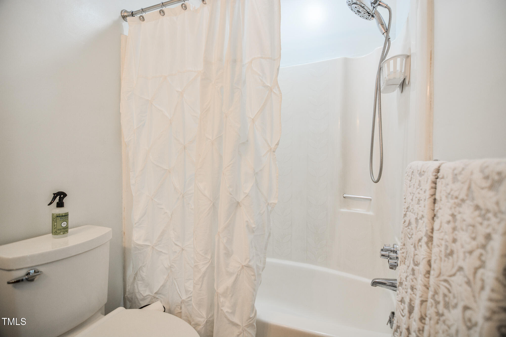 2717 Jack Road Clayton, NC 27520 - Photo 20 of 59 Hall Bath