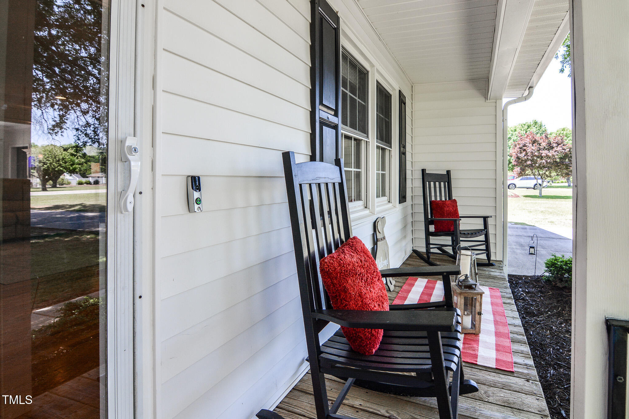 2717 Jack Road Clayton, NC 27520 - Photo 4 of 59 Stop & Sit a Spell