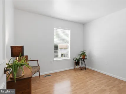 $625,000 | 5742 Burke Towne Court, Burke, VA 22015
