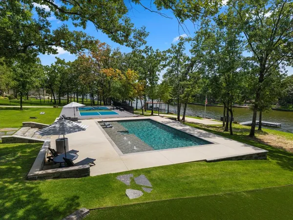 $5,700,000 | 207 Sandpiper Drive, Mabank, TX 75156