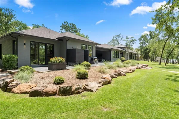 $5,700,000 | 207 Sandpiper Drive, Mabank, TX 75156