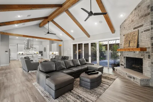 $5,700,000 | 207 Sandpiper Drive, Mabank, TX 75156