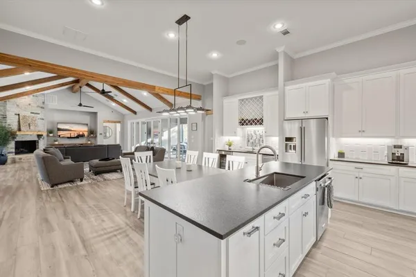 $5,700,000 | 207 Sandpiper Drive, Mabank, TX 75156