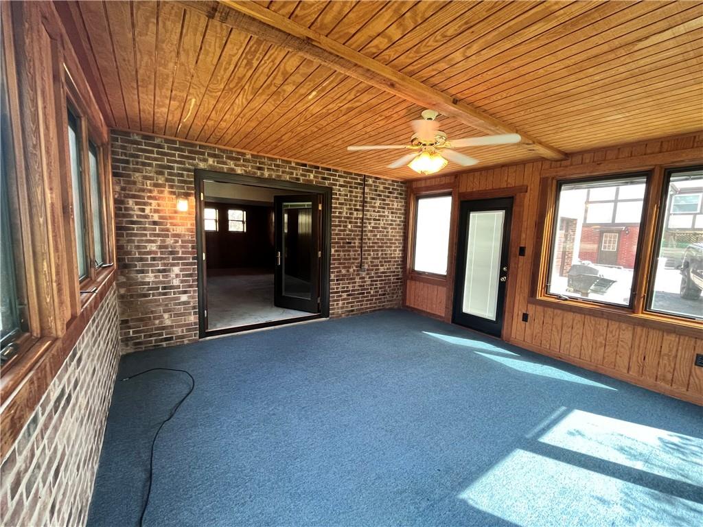5675 Aiken Road McKees Rocks, PA 15136 - Photo 4 of 20 Gallery Image 4