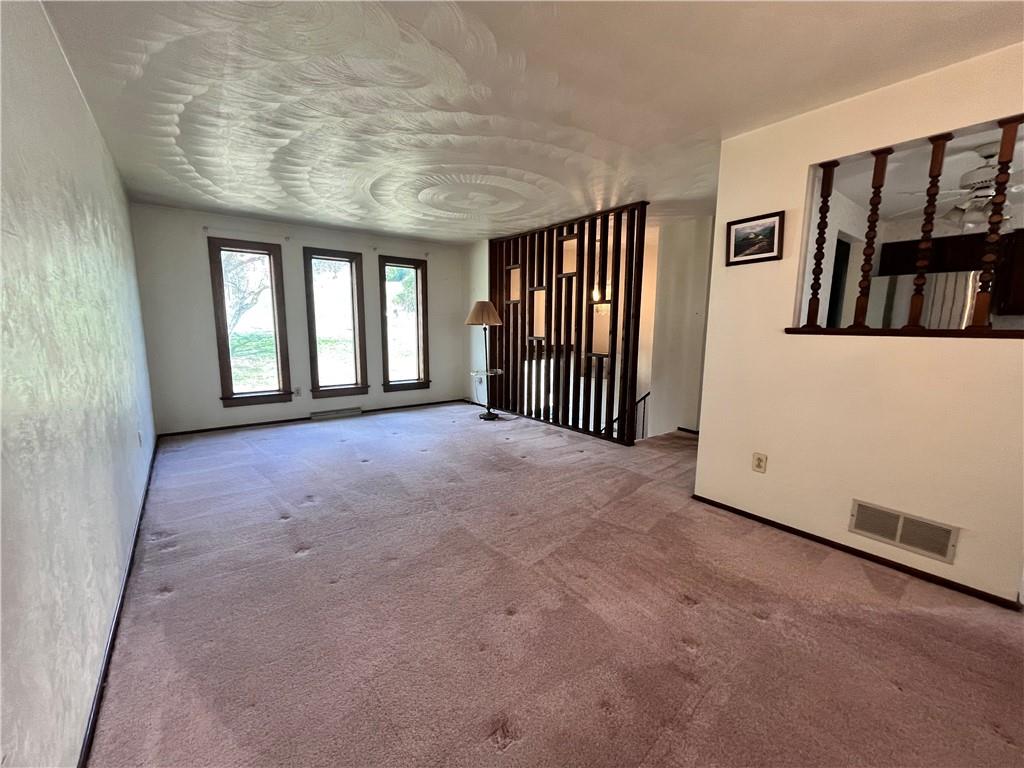 5675 Aiken Road McKees Rocks, PA 15136 - Photo 9 of 20 Gallery Image 9