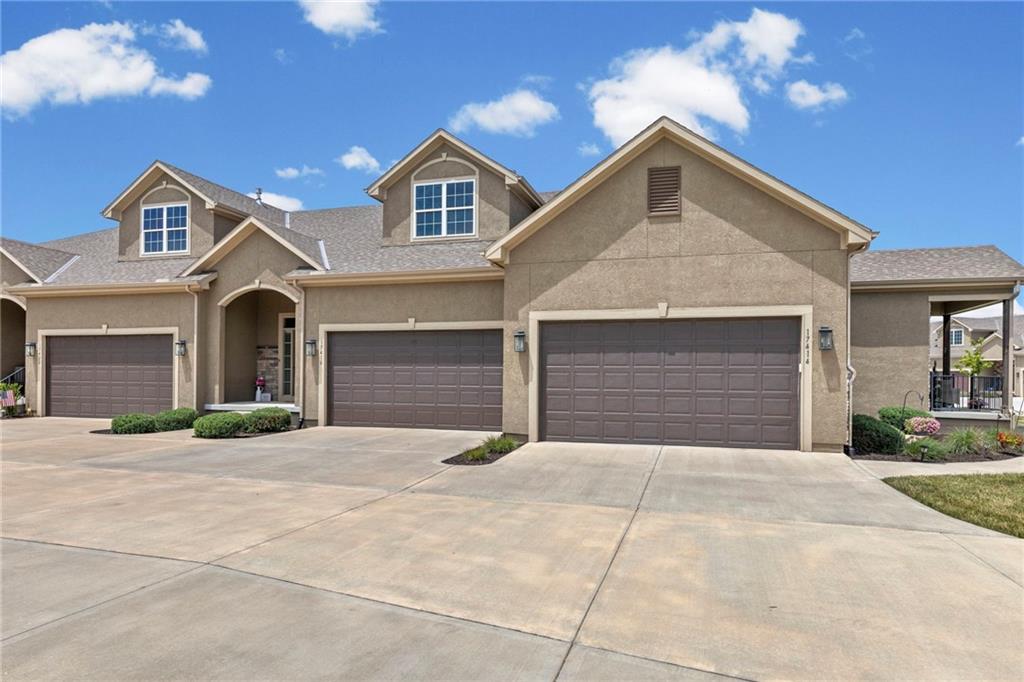 17418 South Raintree Drive Olathe, KS 66062 - Photo 45 of 47