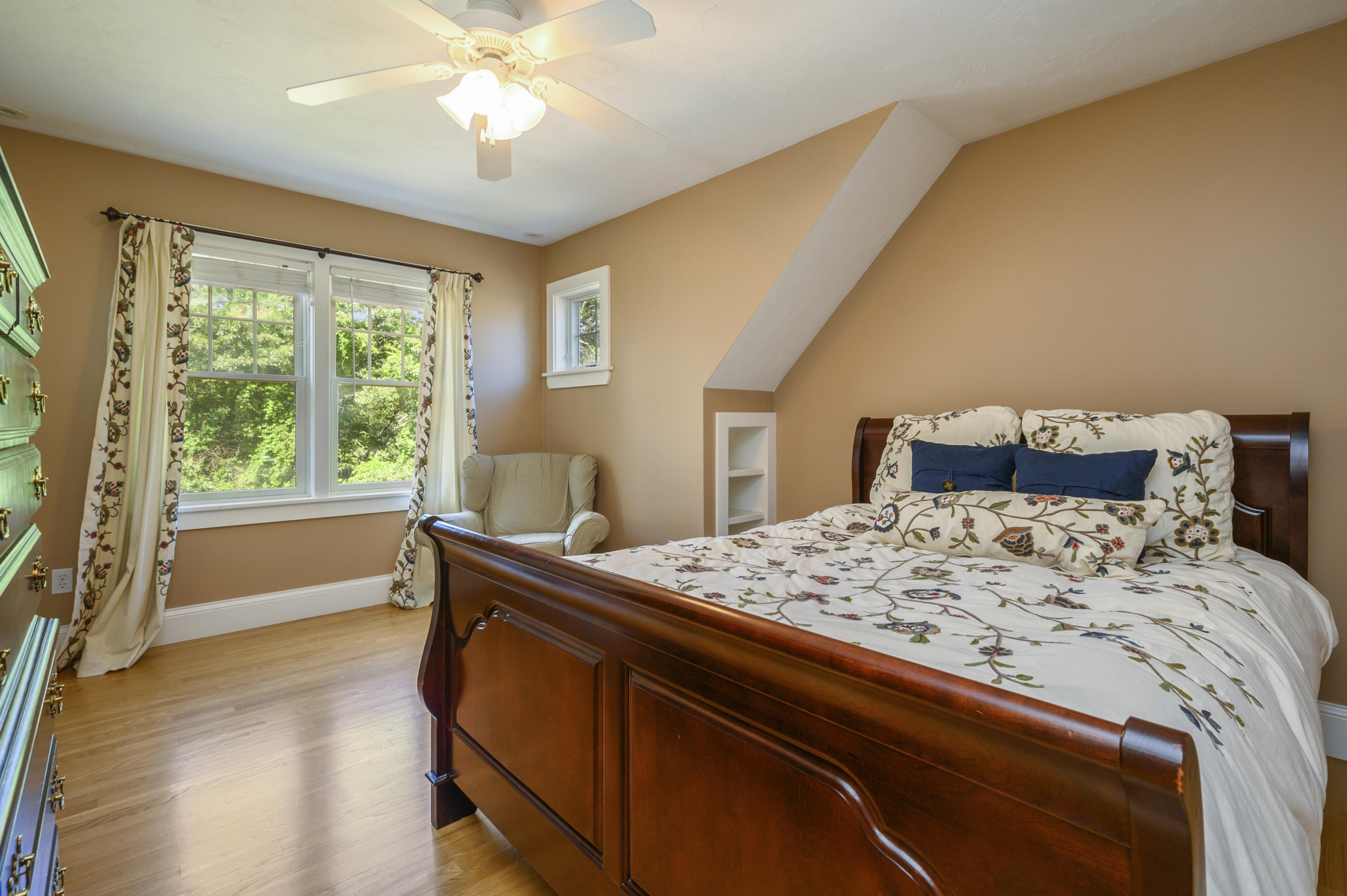 80 Crocker Road West Barnstable, MA 02668 - Photo 27 of 35 a bedroom with a bed and a window