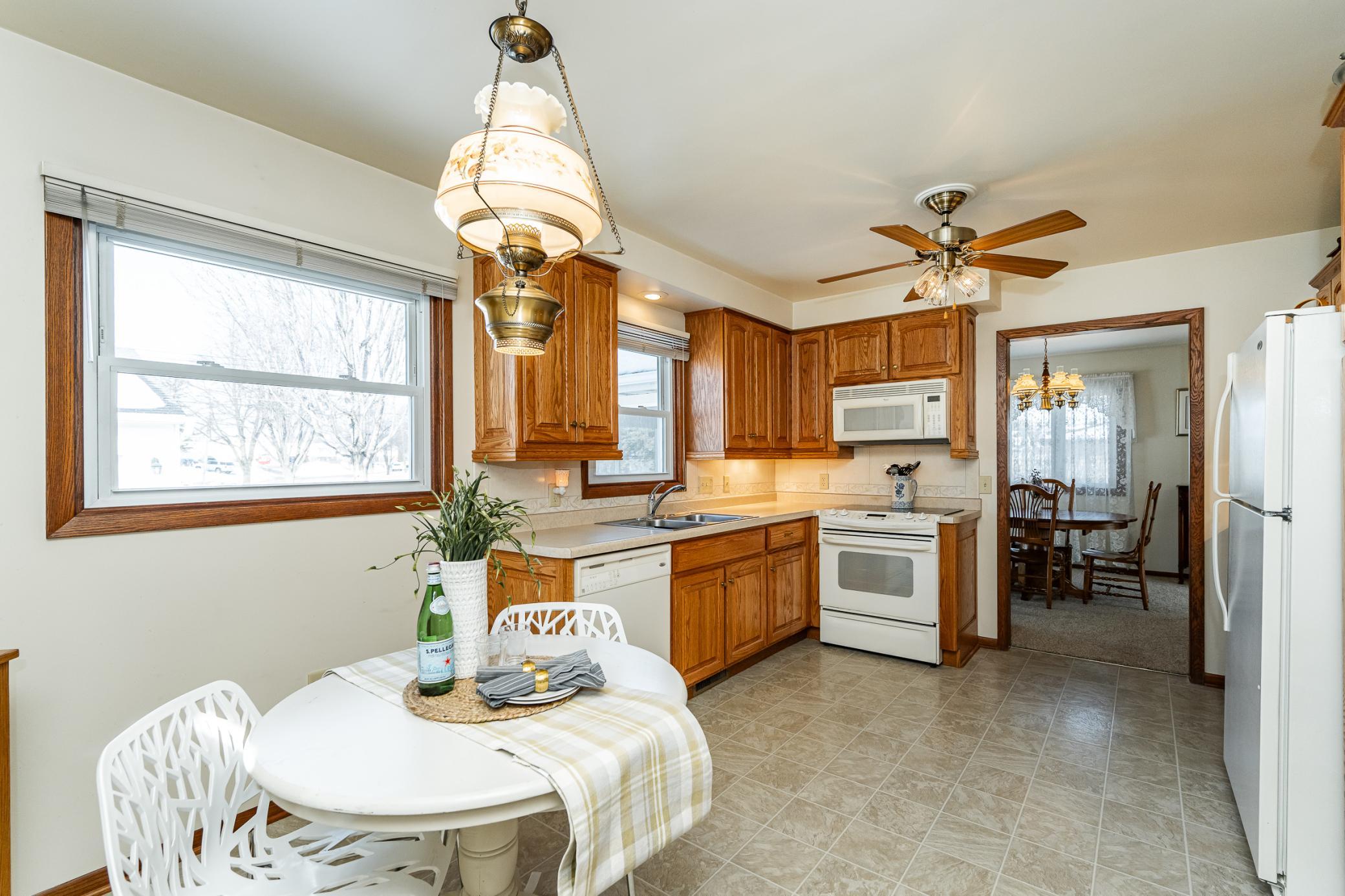 3917 16th Avenue Northwest Rochester, MN 55901 - Photo 5 of 47