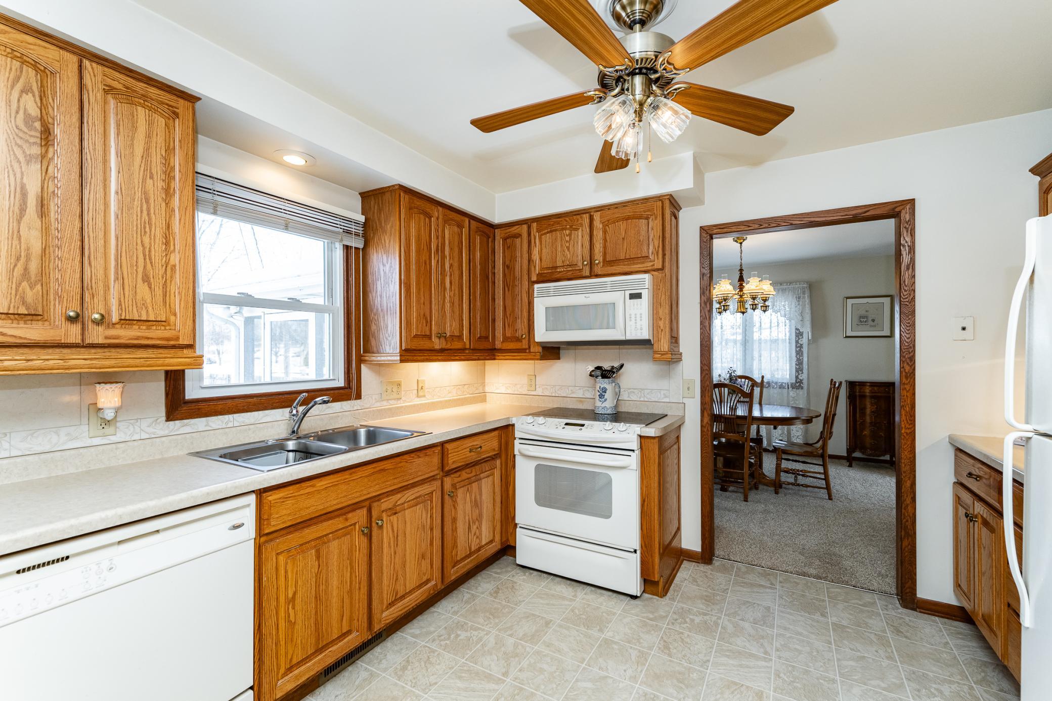 3917 16th Avenue Northwest Rochester, MN 55901 - Photo 6 of 47