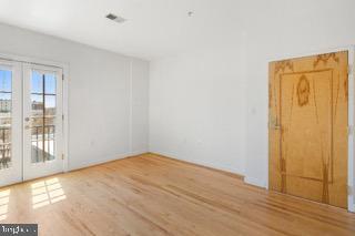 724 South Wolfe Street, Unit 4B Baltimore, MD 21231 - Photo 5 of 9 Bright and airy blank canvas space.