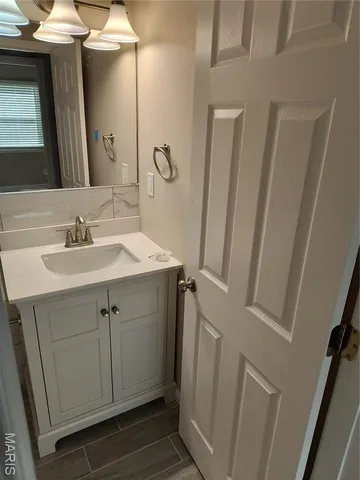 $2,200 | 19 Park Charles Boulevard North, St. Peters, MO 63376