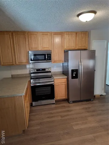 $2,200 | 19 Park Charles Boulevard North, St. Peters, MO 63376