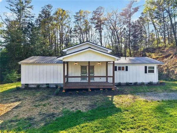 $400,000 | 156 Dover Chapel Road, Ellijay, GA 30540