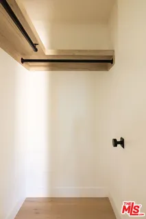 a close up of a shower