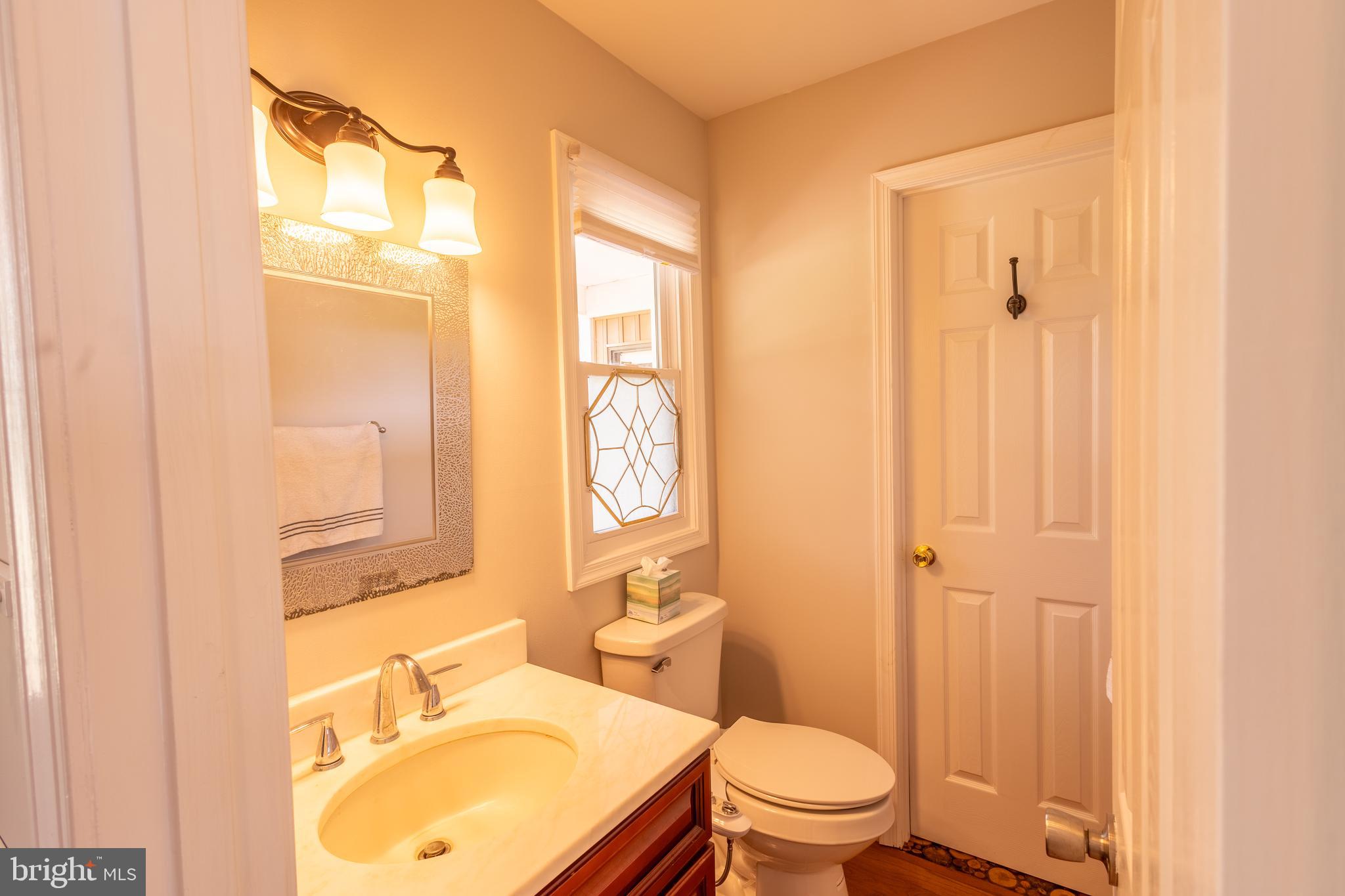15466 Arthur Road King George, VA 22485 - Photo 21 of 46 Main Level Half Bathroom with Vanity