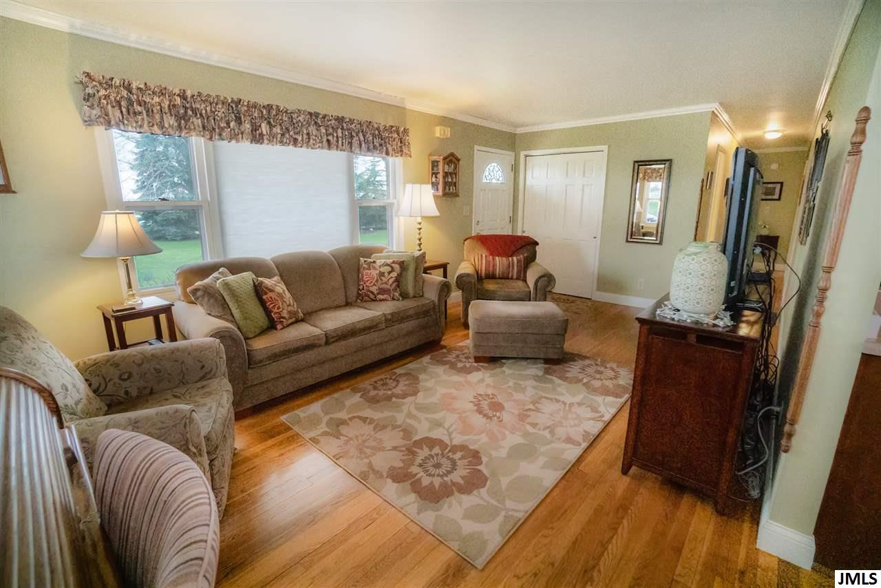 9806 Palmer Road Brooklyn, MI 49230 - Photo 4 of 25 Photo 4