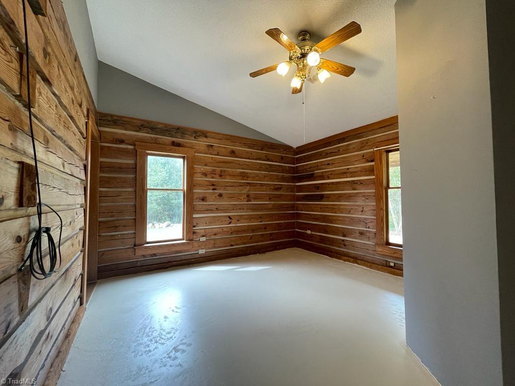 5258 Ferguson Road Liberty, NC 27298 - Photo 11 of 19