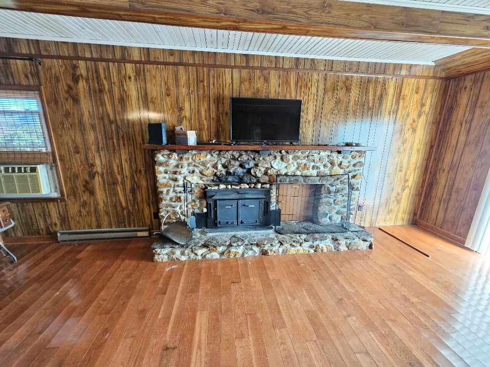 8022 Pipers Gap Road Galax, VA 24333 - Photo 14 of 28 Gallery Image 14