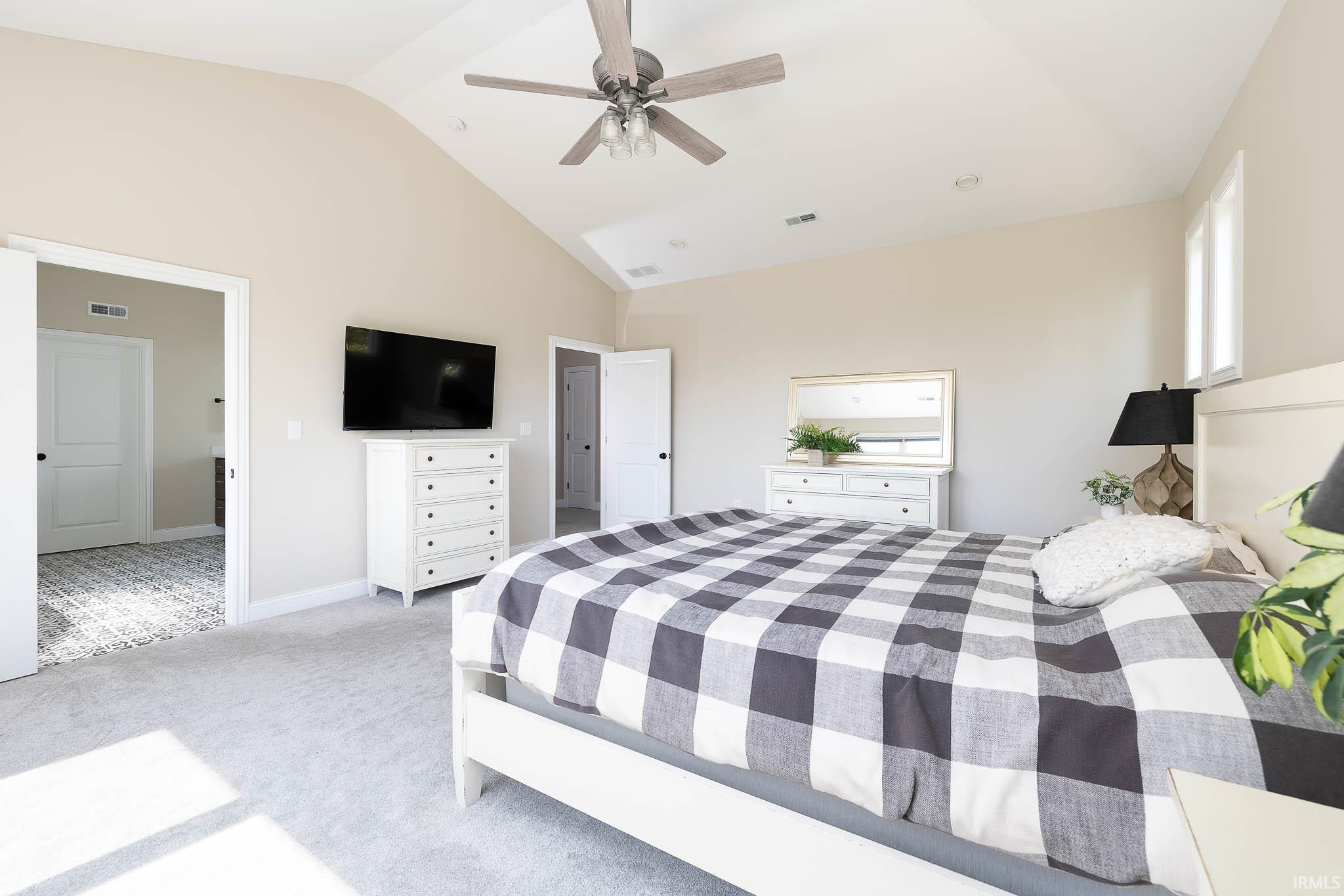 4251 South Leonard Springs Road Bloomington, IN 47403 - Photo 18 of 36