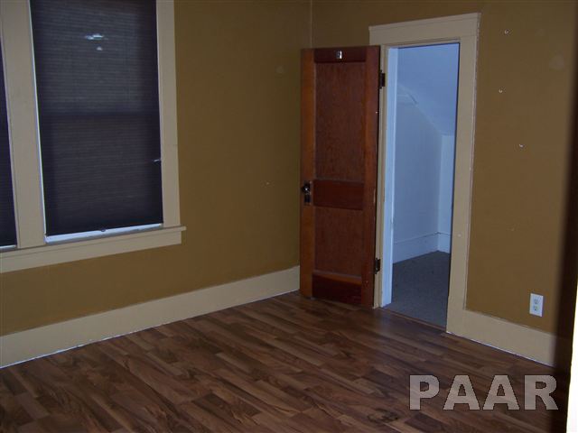 19913 North Holmes Road Princeville, IL 61559 - Photo 5 of 9 Gallery Image 5