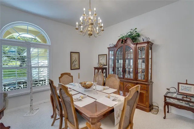 $695,000 | 1132 Riverbend Drive, LaBelle, FL 33935
