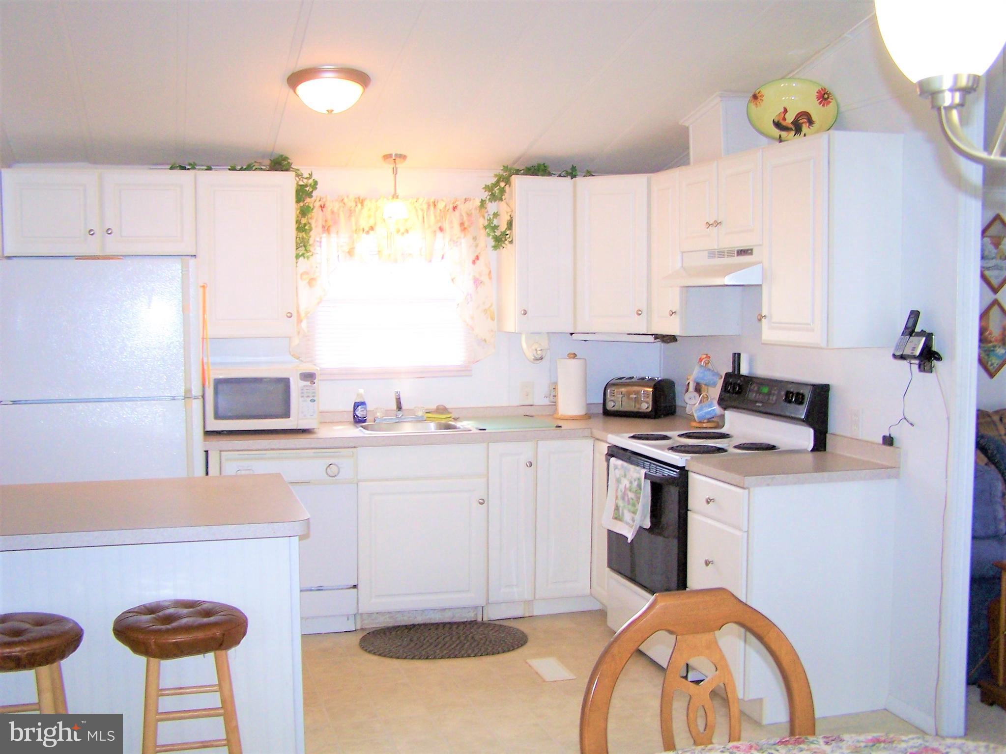 134 Clamshell Road Ocean City, MD 21842 - Photo 13 of 43 Kitchen