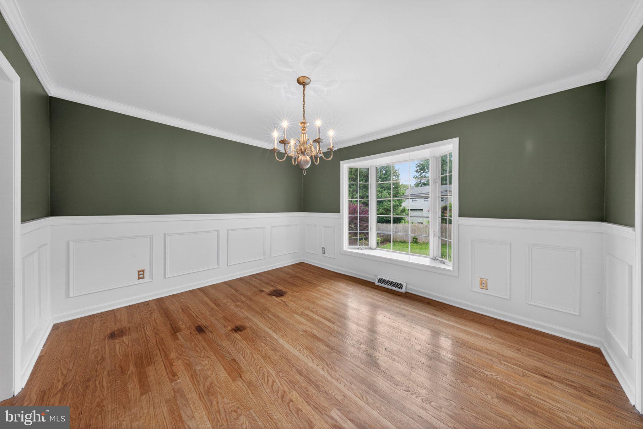 1020 Jeffrey Road Wilmington, DE 19810 - Photo 21 of 108 Elegant space with classic charm.