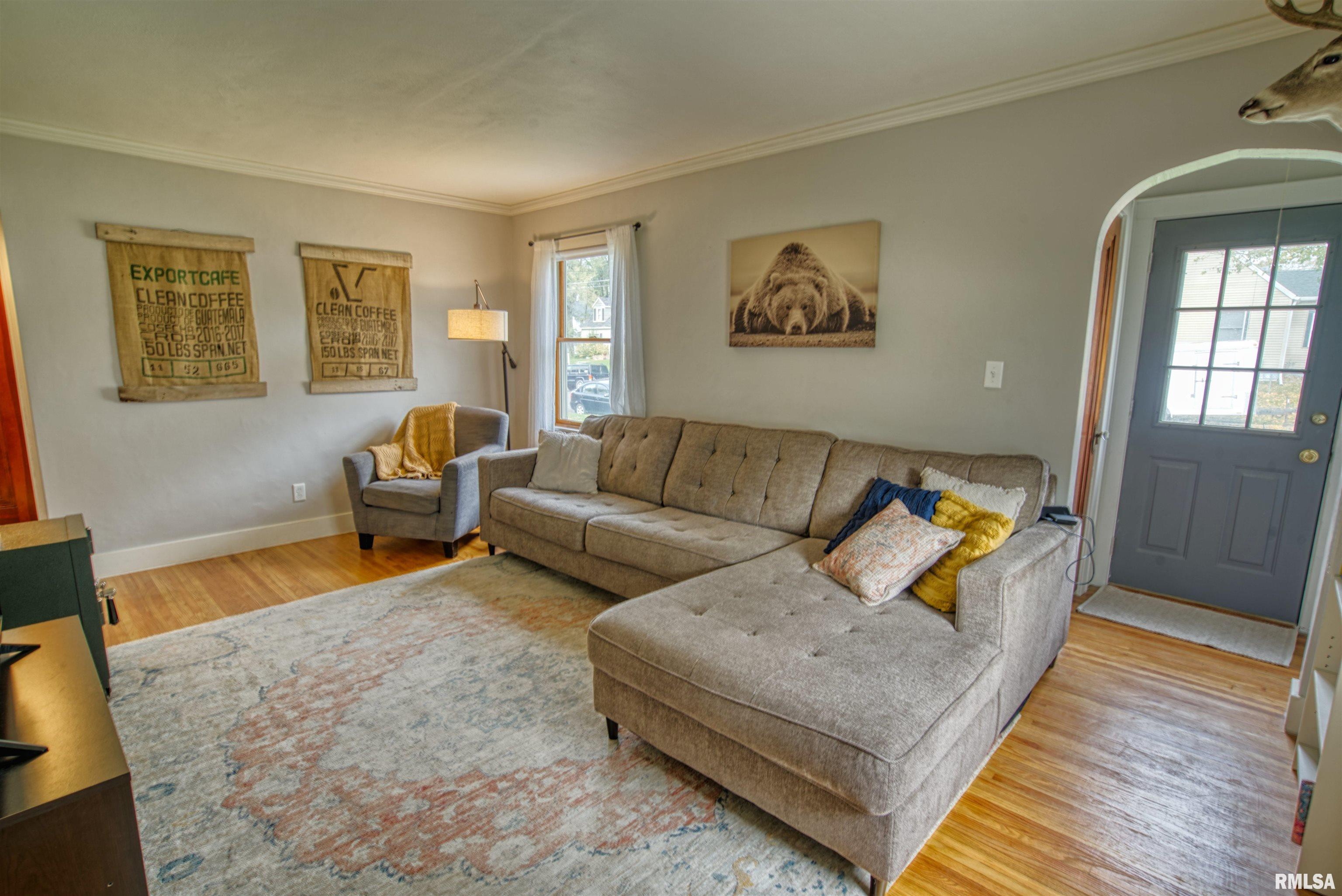 800 Spring Street Washington, IL 61571 - Photo 3 of 35 Gallery Image 3