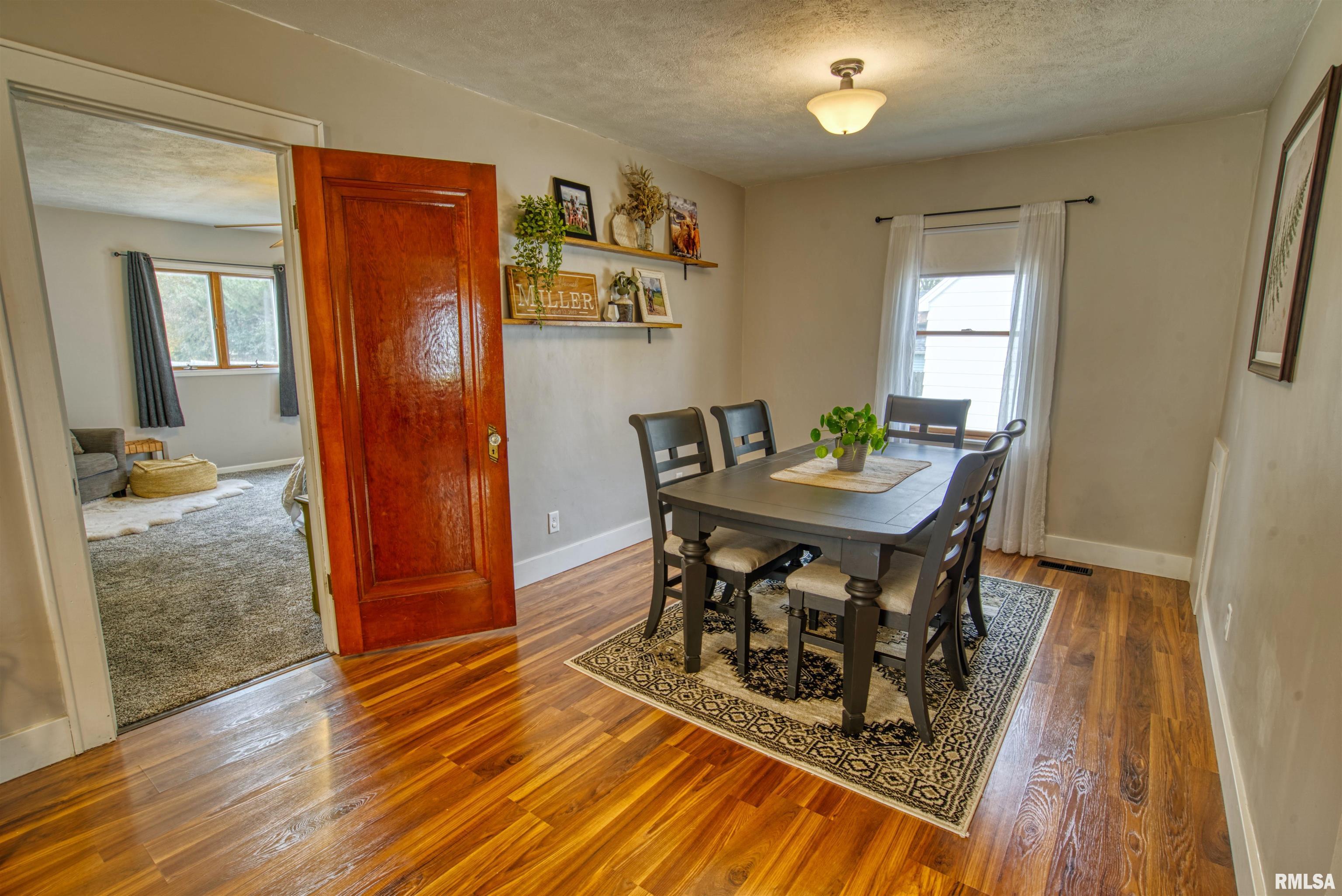 800 Spring Street Washington, IL 61571 - Photo 5 of 35 Gallery Image 5