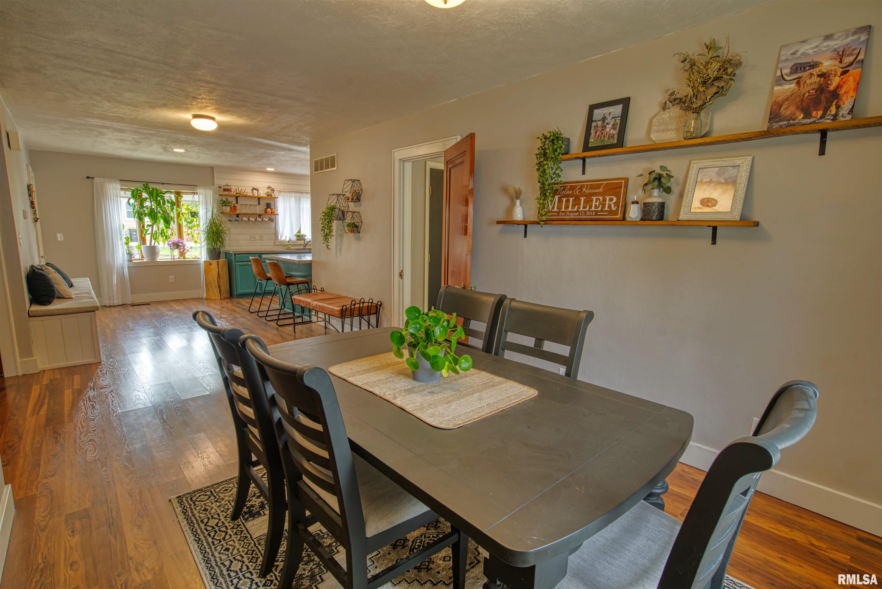 800 Spring Street Washington, IL 61571 - Photo 6 of 35 Gallery Image 6