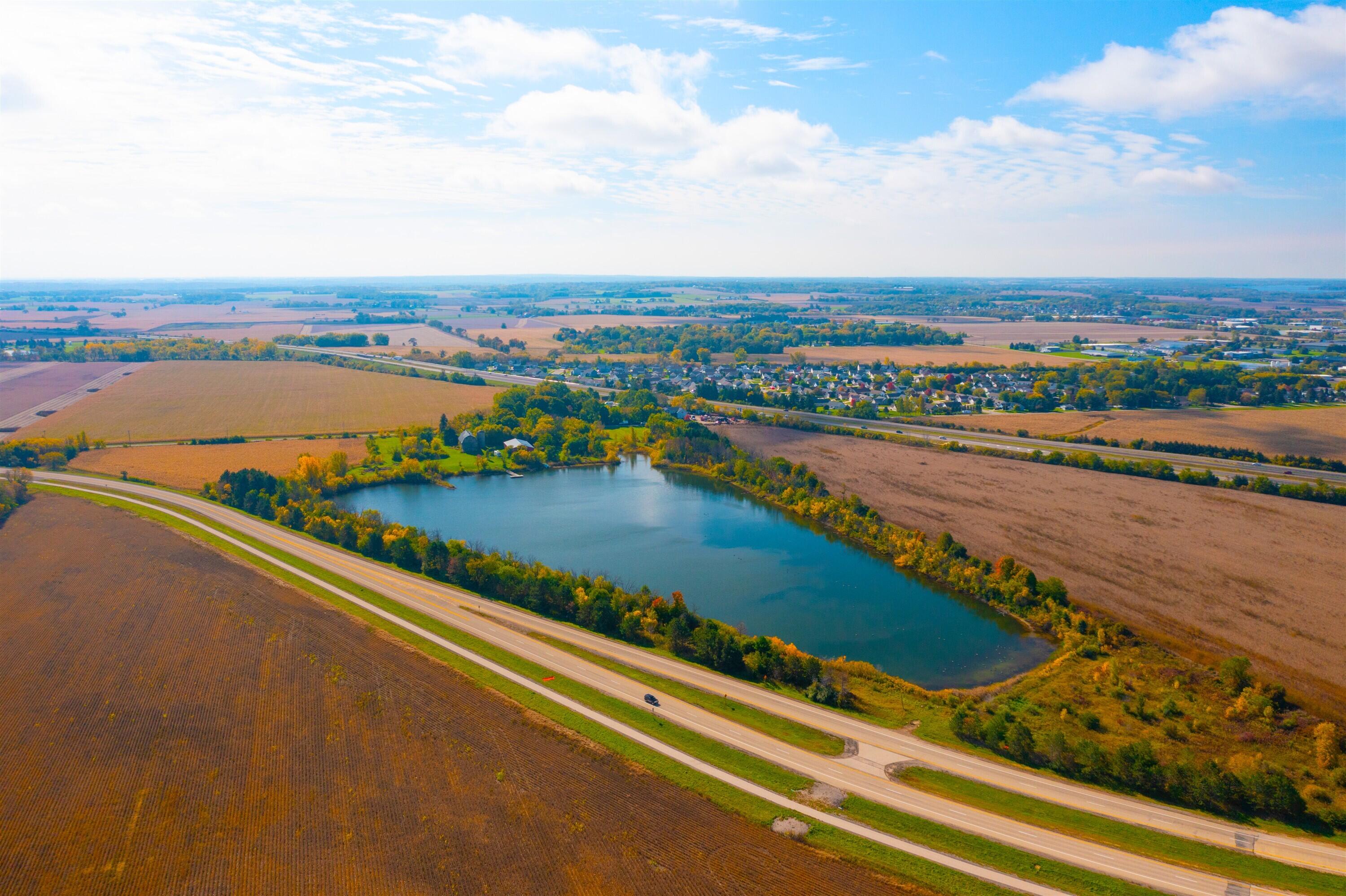 W4264 Sporleder Road Geneva, WI 53121 - Photo 20 of 29 Lake from Drone
