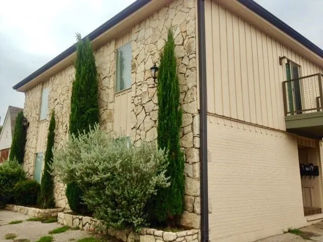 $1,015 | 3812 Washburn Avenue, Unit F, Fort Worth, TX 76107