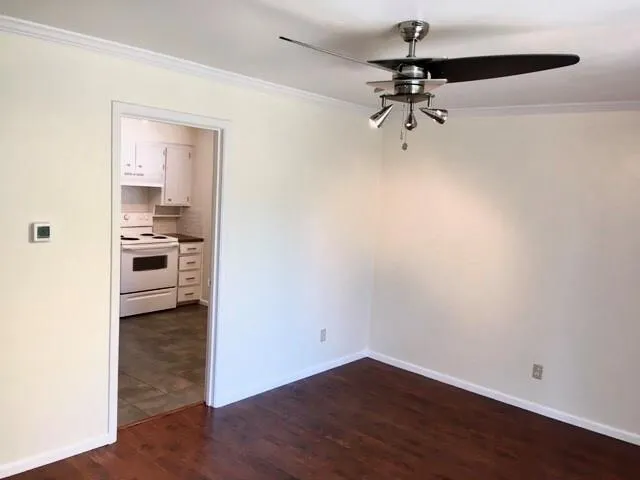 $1,015 | 3812 Washburn Avenue, Unit F, Fort Worth, TX 76107