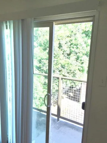 $1,015 | 3812 Washburn Avenue, Unit F, Fort Worth, TX 76107