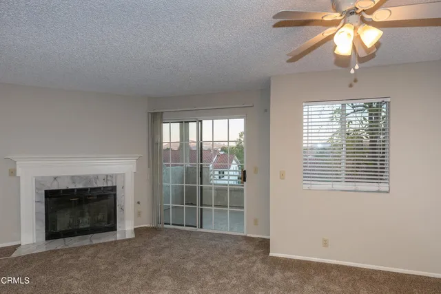 $2,200 | 2623 Antonio Drive, Unit 105, Camarillo, CA 93010