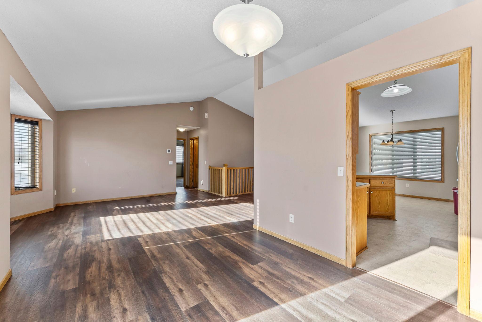 213 Summerfield Lane Waverly, MN 55390 - Photo 19 of 64