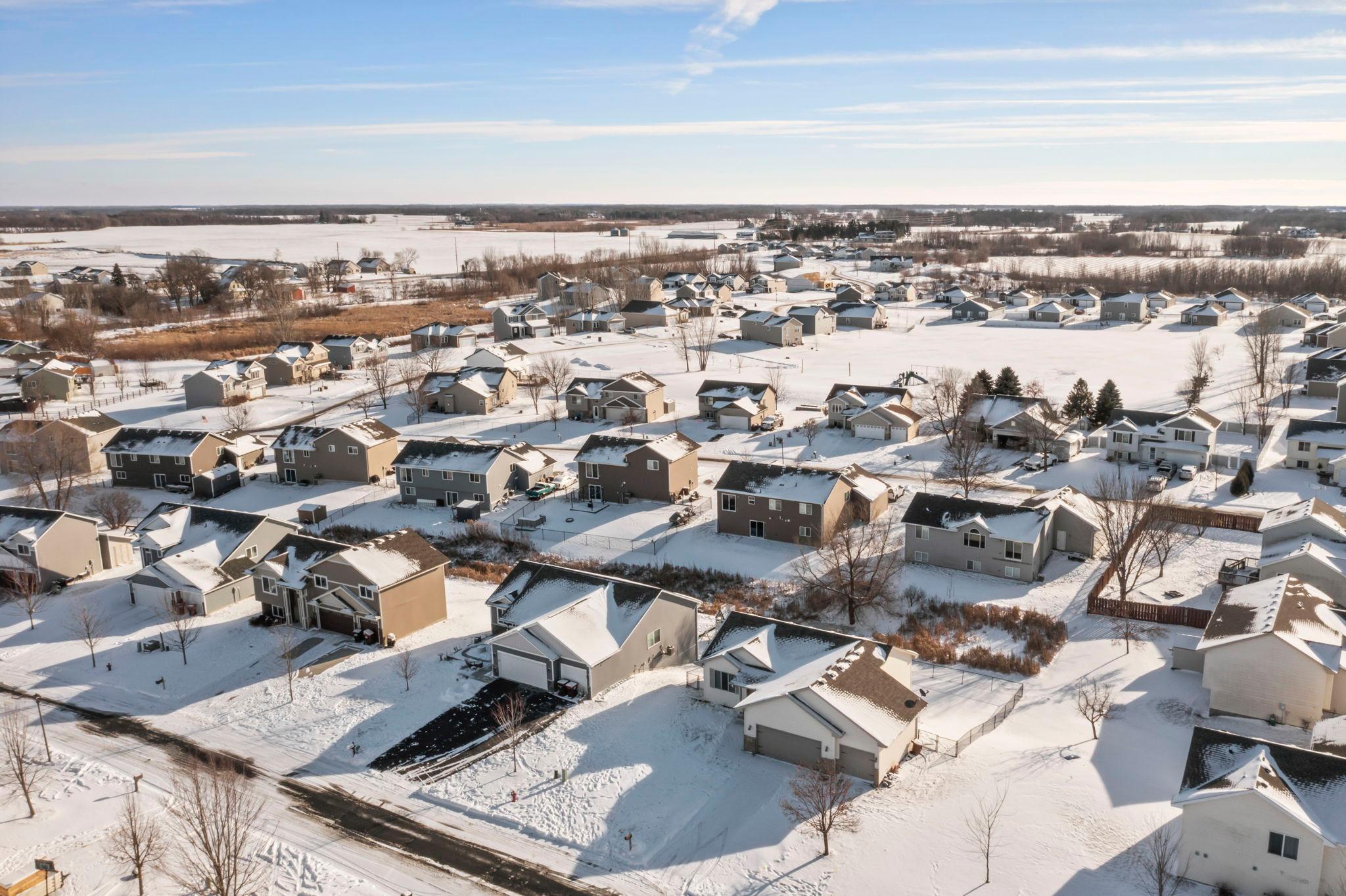 213 Summerfield Lane Waverly, MN 55390 - Photo 3 of 64