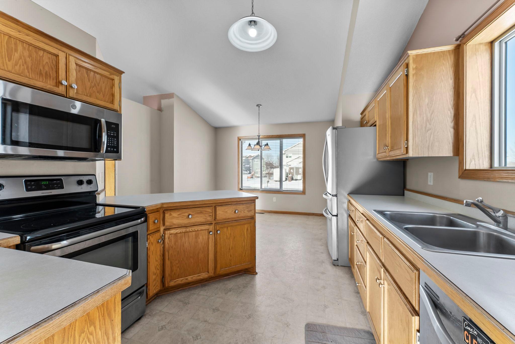 213 Summerfield Lane Waverly, MN 55390 - Photo 31 of 64