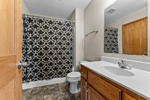 $299,900 | 213 Summerfield Lane, Waverly, MN 55390