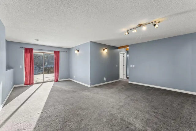 $299,900 | 213 Summerfield Lane, Waverly, MN 55390