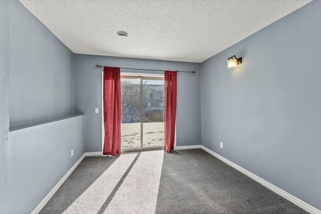 $299,900 | 213 Summerfield Lane, Waverly, MN 55390