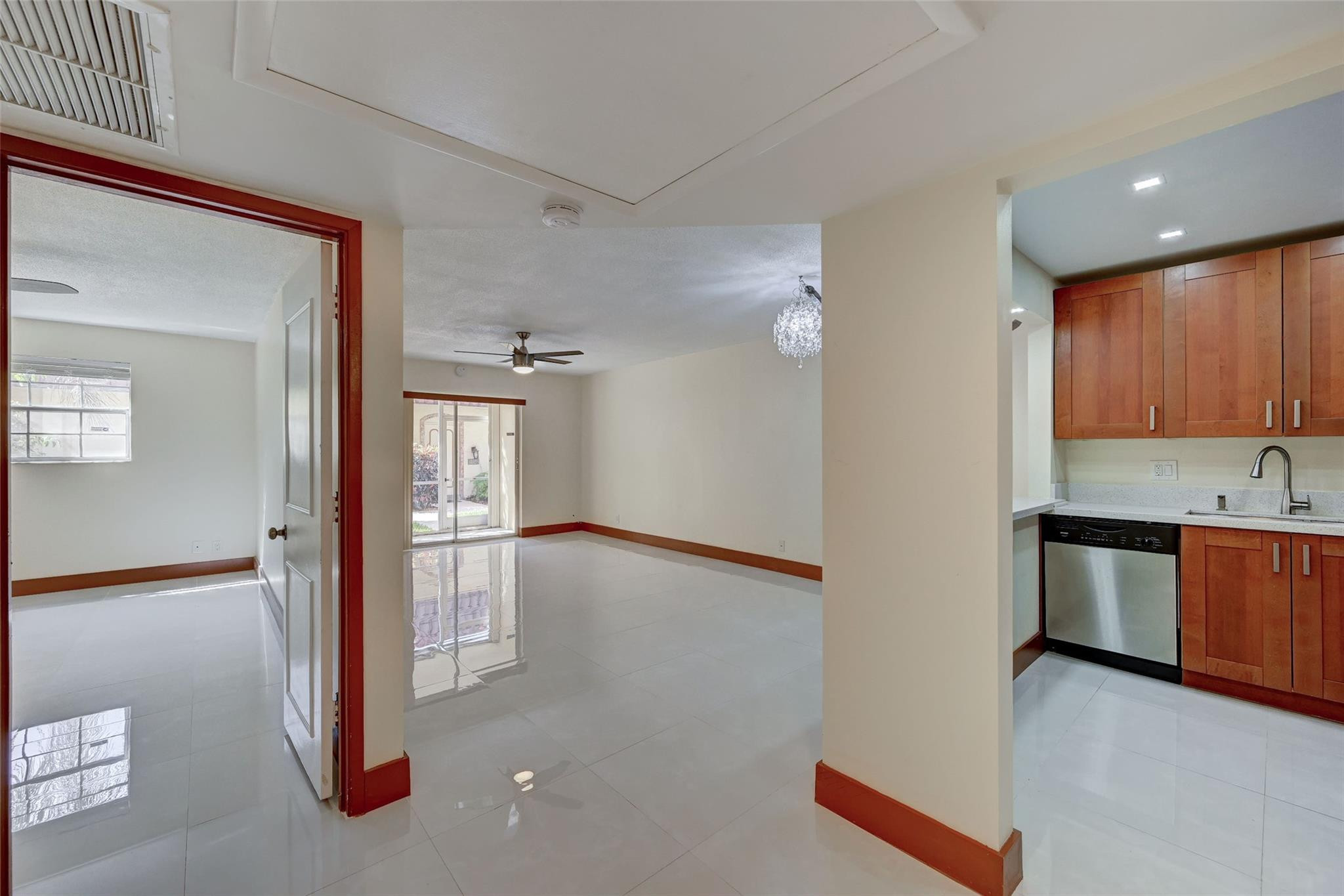 101 East McNab Road, Unit 214 Pompano Beach, FL 33060 - Photo 10 of 25 Photo 10