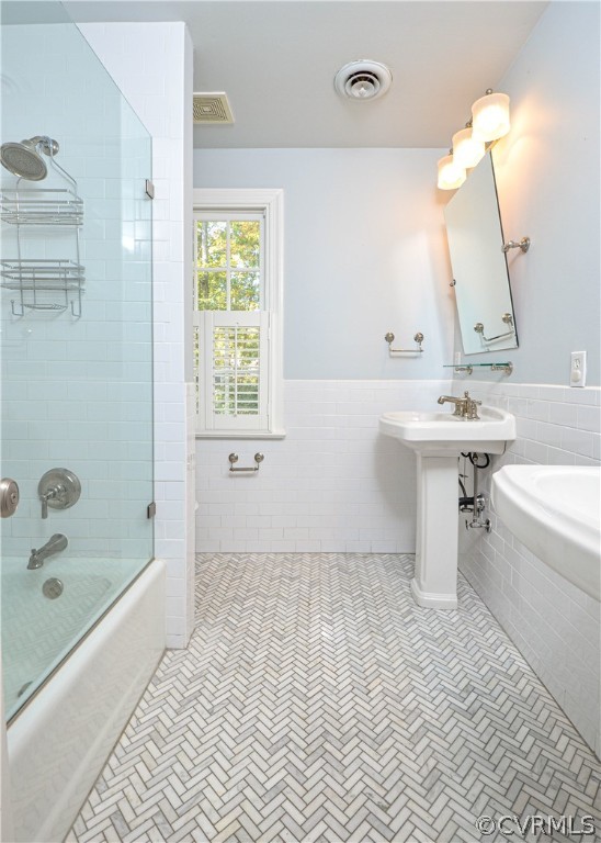 2262 Banstead Road Midlothian, VA 23113 - Photo 25 of 40 Renovated hall bathroom with two sinks, tub/shower