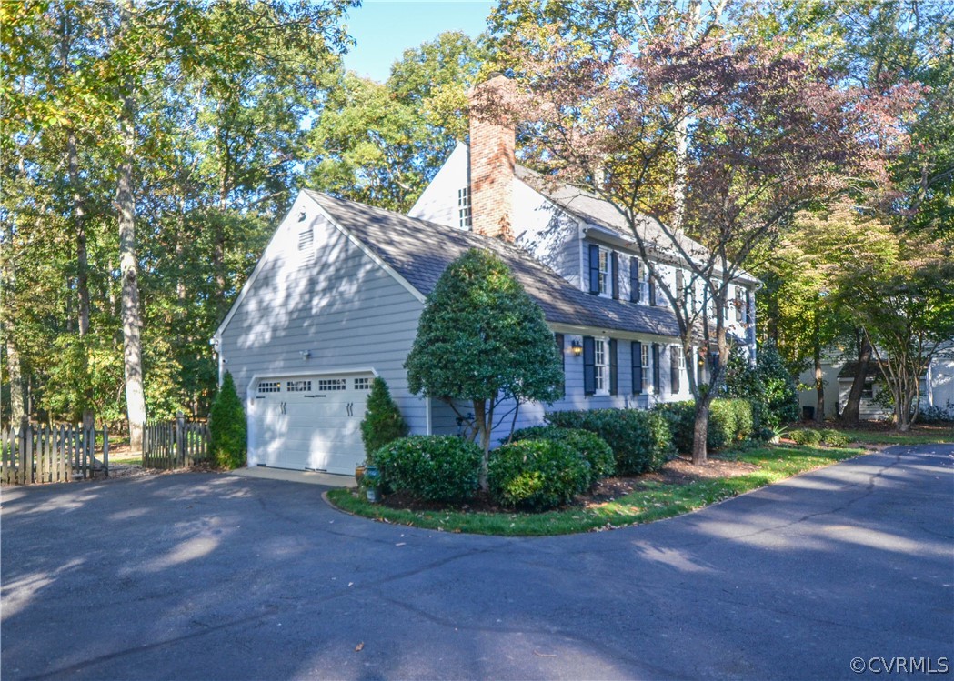 2262 Banstead Road Midlothian, VA 23113 - Photo 37 of 40 Side-entry two-car garage