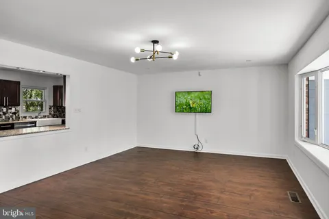 $369,900 | 114 Eastbrook Lane, Willingboro, NJ 08046