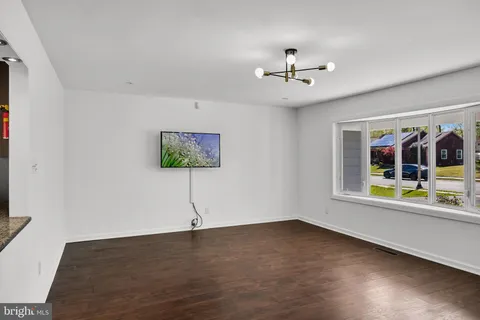 $369,900 | 114 Eastbrook Lane, Willingboro, NJ 08046