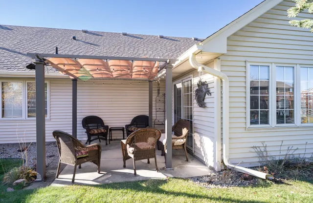 $284,900 | 3233 Northdale Lane Northwest, Coon Rapids, MN 55448