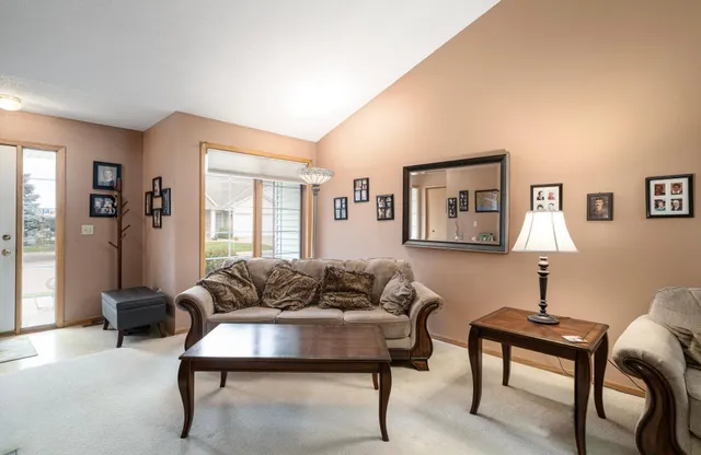 $284,900 | 3233 Northdale Lane Northwest, Coon Rapids, MN 55448